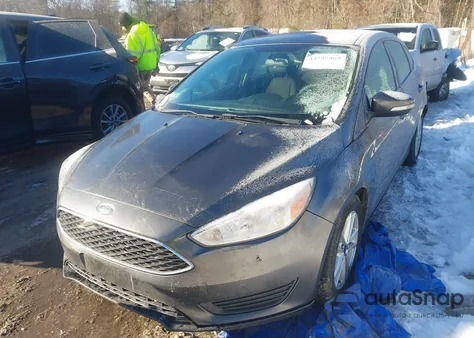 2016 Ford Focus Se z USA, uszkodzony, nr VIN 1FADP3F23GL259233